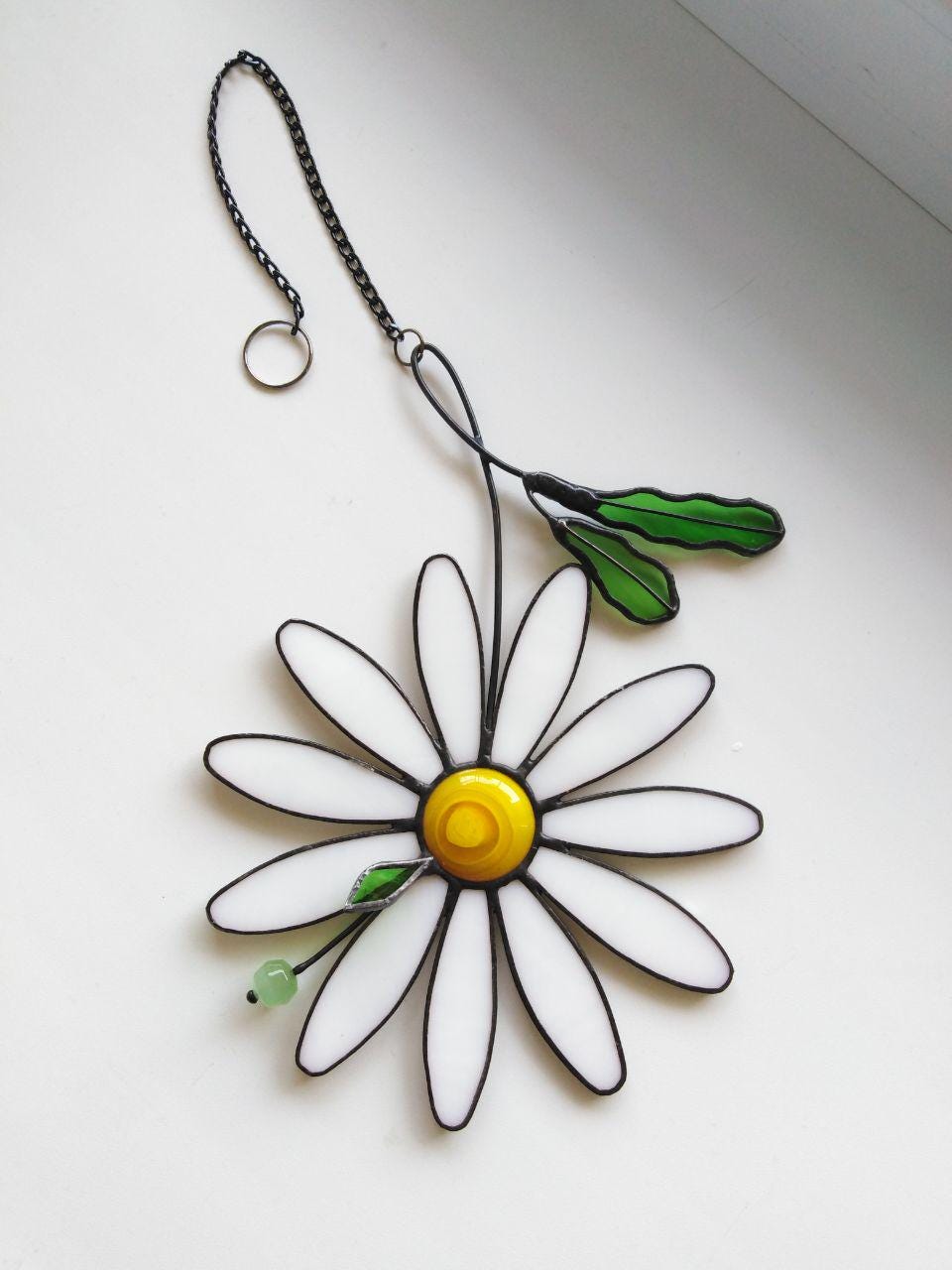 Stained Glass Daisy – Sun Catcher  Hanging Window Panel  Nature-Inspired Decor  Handmade Gift